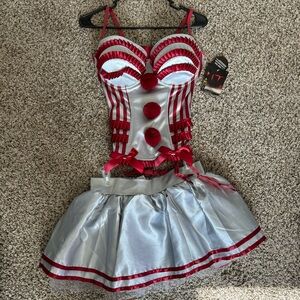 Pennywise Women’s  Halloween Costume
